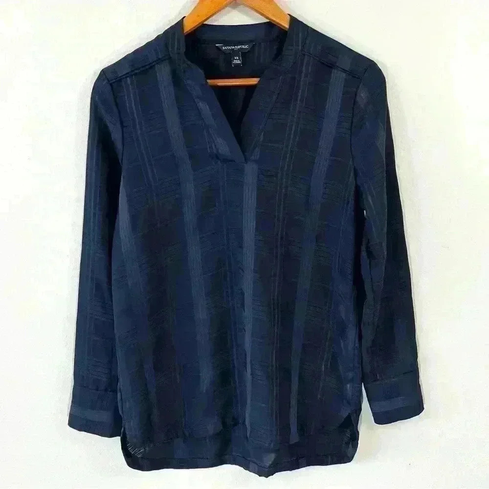 Banana Republic navy tunic